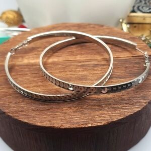 Sequin silver‎ tone hoop earrings large E768